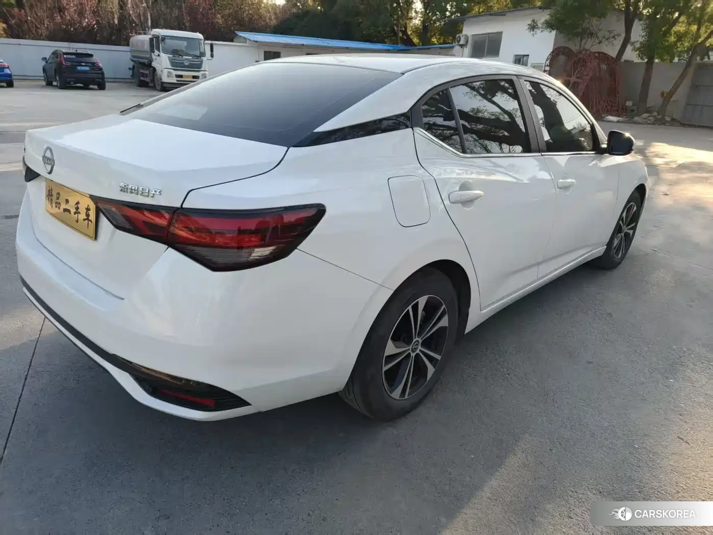 Nissan Sylphy 2024 Белый из Китая, фото 5