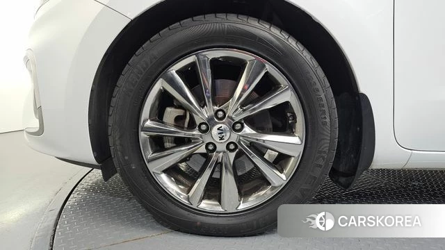 Kia The New Carnival id 5054721 из Кореи 15