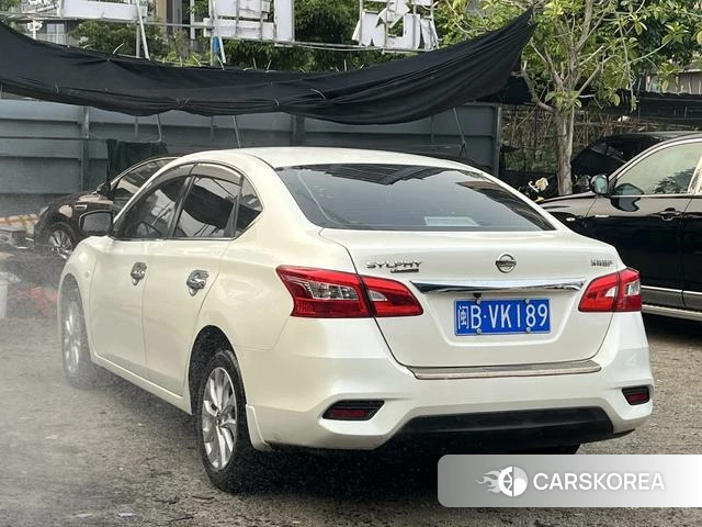Nissan Sylphy 2022 Белый из Китая, фото 5