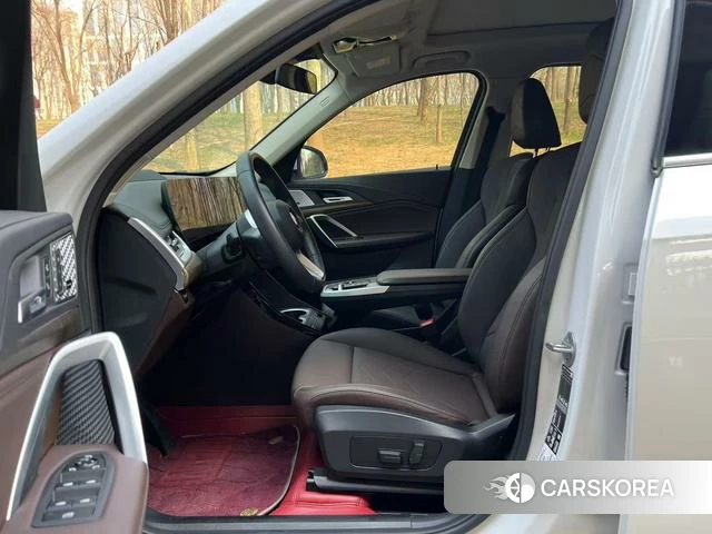 BMW X1 2023 Белый из Китая, фото 5