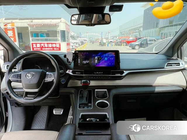 Toyota Sienna 2023 Белый из Китая, фото 5