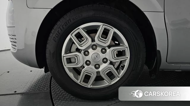 Hyundai Staria id 4950955 из Кореи 15