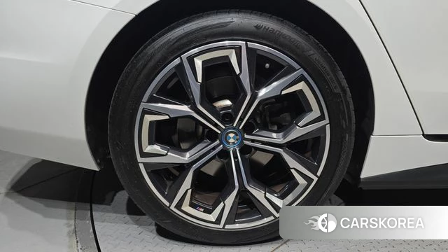 BMW i4 id 4996948 из Кореи 27