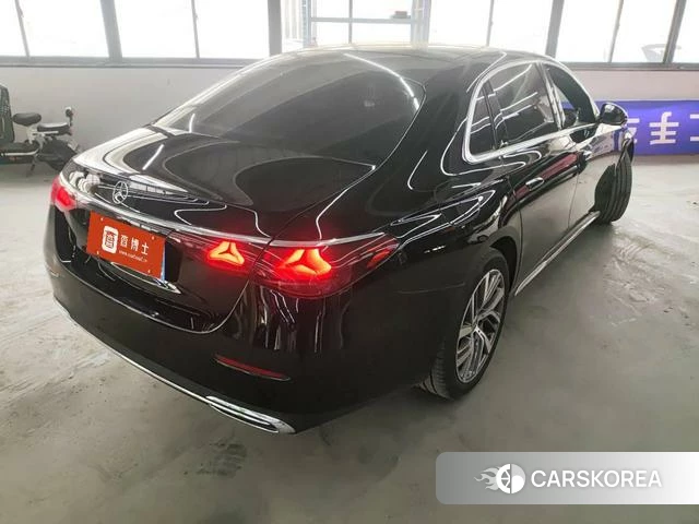 Mercedes-Benz E-Class 2024 Черный из Китая, фото 5