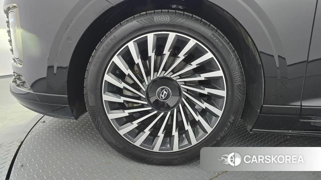 Hyundai Grandeur (GN7) id 5027222 из Кореи 15