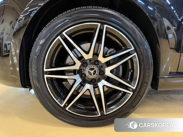 Mercedes-Benz V-Class id 4929479 из Кореи 15