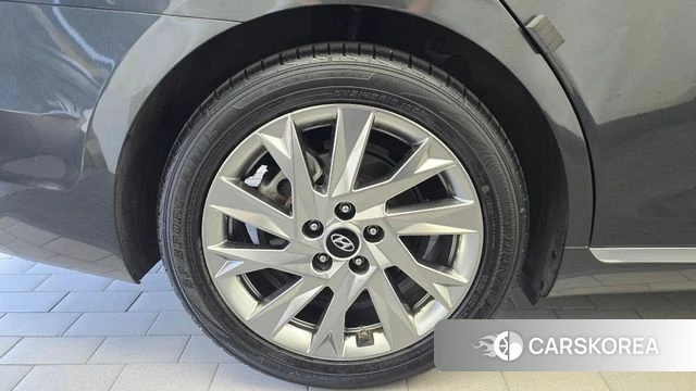 Hyundai The New Grandeur IG Hybrid id 5028667 из Кореи 28