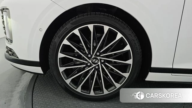 Hyundai Grandeur Hybrid (GN7) id 4980365 из Кореи 15