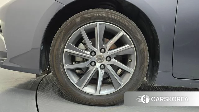 Lexus New ES300h id 4895567 из Кореи 15