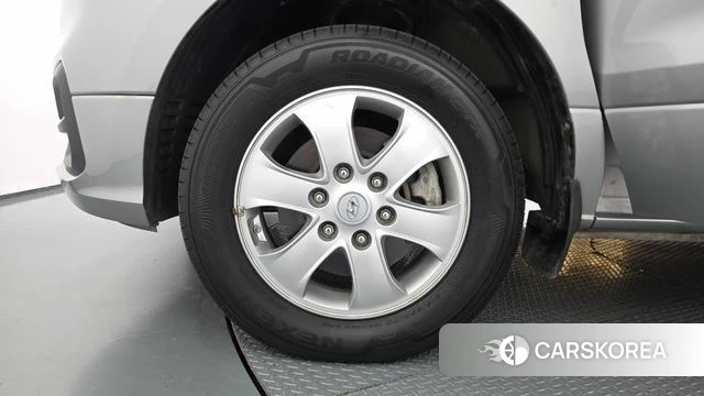 Hyundai The New Grand Starex id 4998961 из Кореи 15