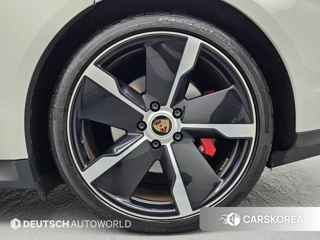 Porsche Taycan id 5028350 из Кореи 15