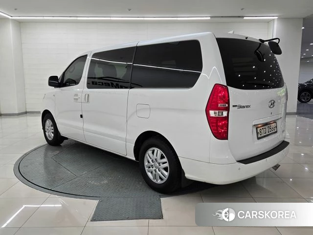 Hyundai The New Grand Starex id 4525268 из Кореи 15