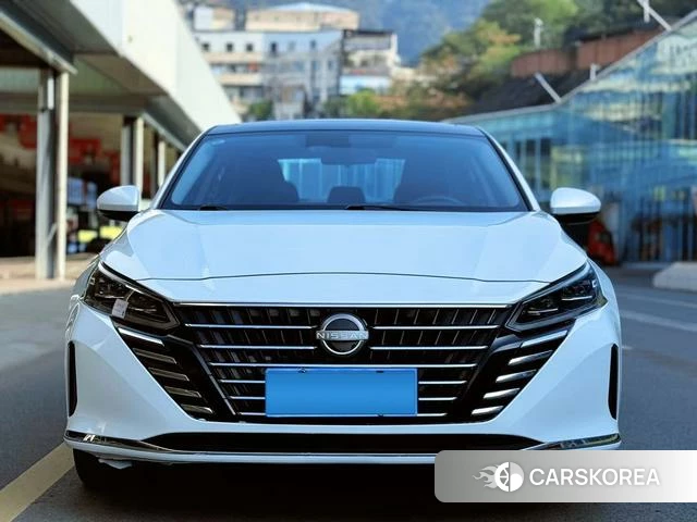 Nissan Altima 2023 Белый из Китая, фото 5