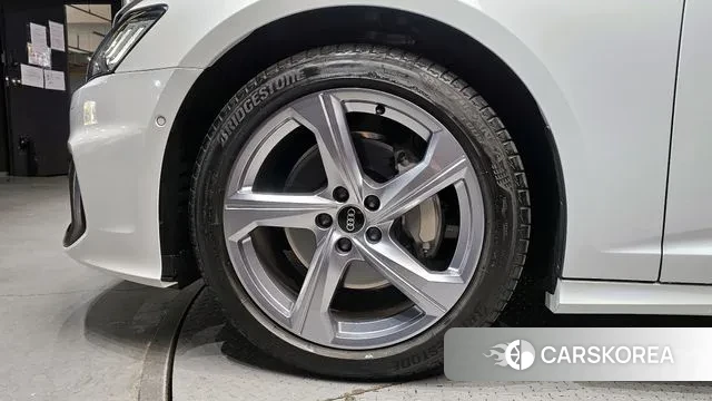 Audi A6 (C8) id 3750902 из Кореи 15