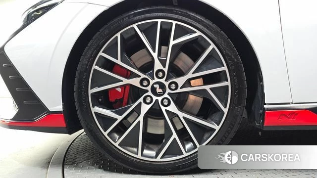 Hyundai Avante (CN7) id 5040155 из Кореи 32