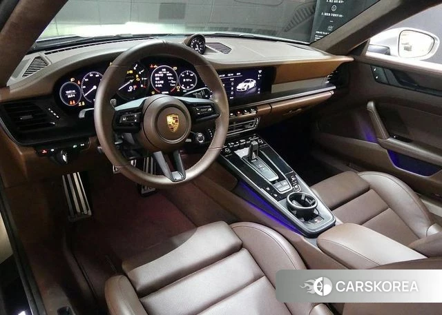 Porsche 911(992) id 4996489 из Кореи 15