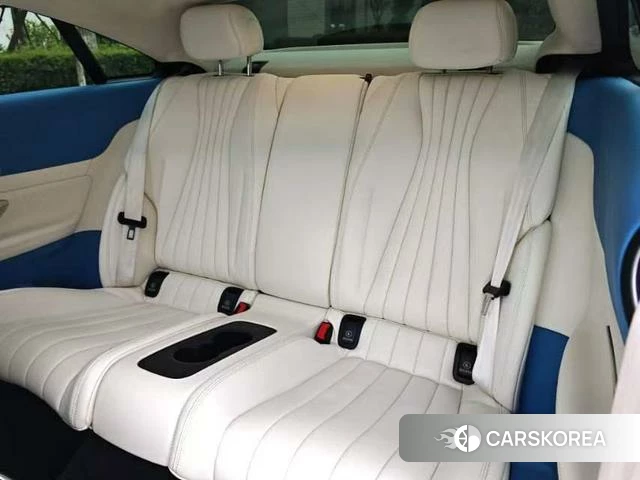 Mercedes-Benz E-Class 2023 Белый из Китая, фото 6