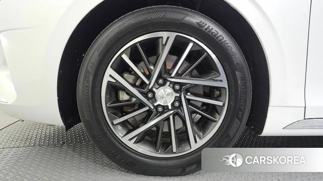 Hyundai The New Grandeur IG id 4987707 из Кореи 25