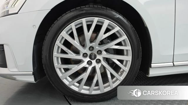 Audi A8 (D5) id 5012699 из Кореи 32