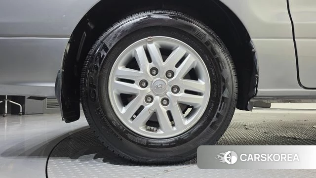 Hyundai The New Grand Starex id 4525101 из Кореи 29