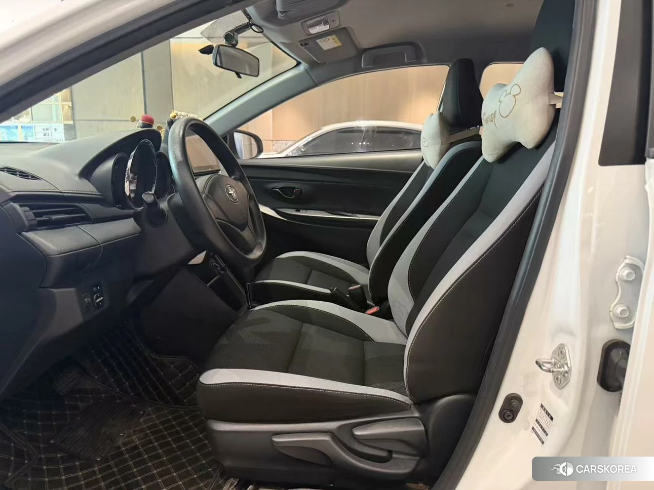 Toyota Yaris L 2019 Белый из Китая, фото 5