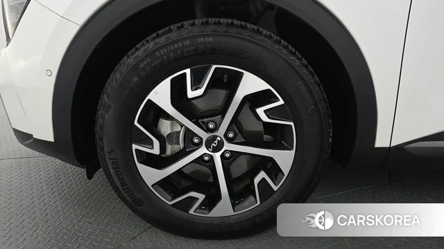 Kia Sportage 5th Generation Hybrid id 4986122 из Кореи 31