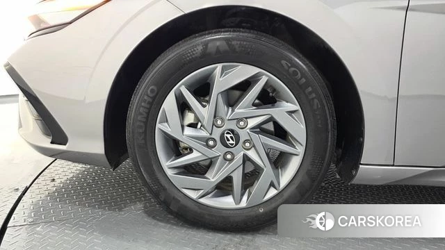 Hyundai The New Avante (CN7) id 4739846 из Кореи 26