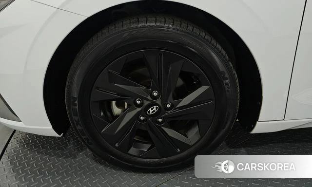 Hyundai Avante Hybrid (CN7) id 5017929 из Кореи 25