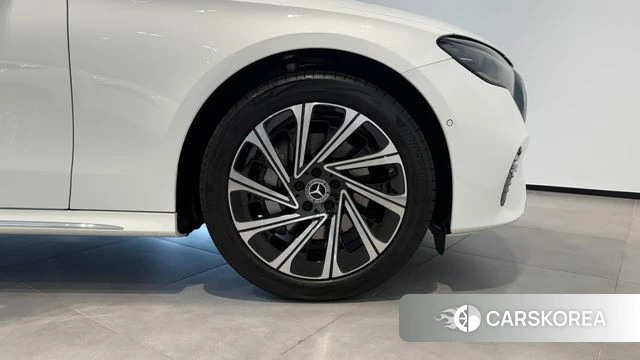 Mercedes-Benz E-Class W214 id 4979946 из Кореи 15