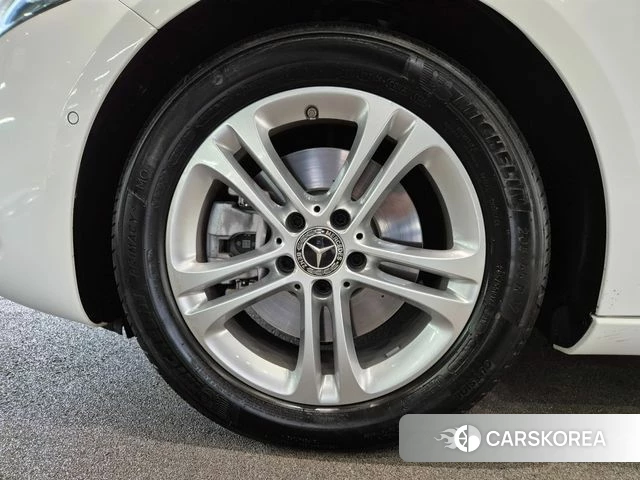Mercedes-Benz A-Class W177 id 4927900 из Кореи 13