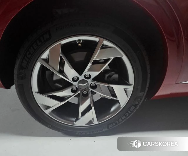 Genesis Electrified GV70 2022 Красный из Кореи, фото 5