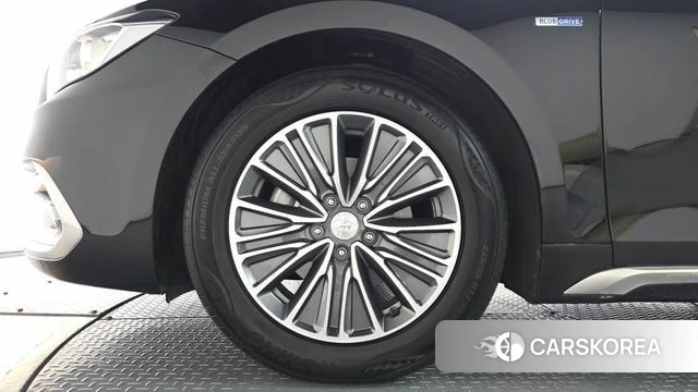 Hyundai Grandeur IG Hybrid id 4978032 из Кореи 30