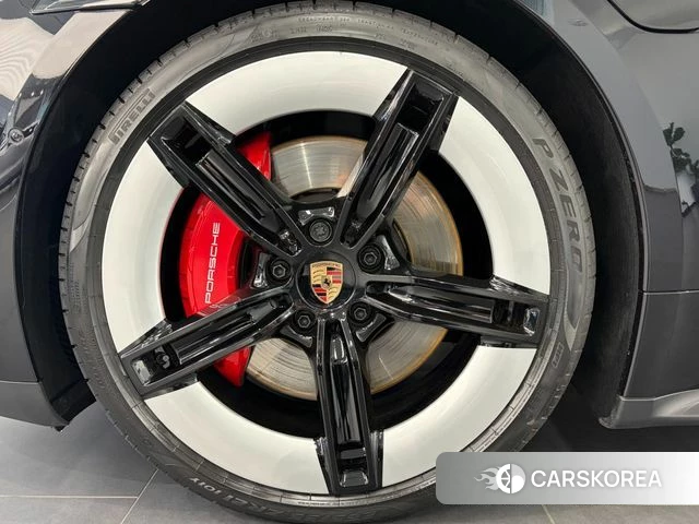 Porsche Taycan id 4904203 из Кореи 15