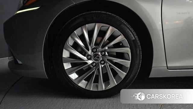 Lexus ES300h 7th generation id 4977782 из Кореи 15