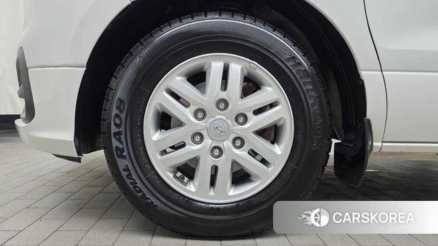 Hyundai The New Grand Starex id 4960288 из Кореи 26