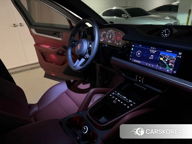 Porsche Cayenne (PO536) 2025 Черный из Кореи, фото 5