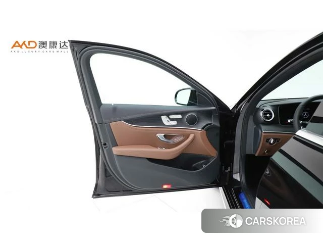 Mercedes-Benz E-Class 2022 Черный из Китая, фото 5