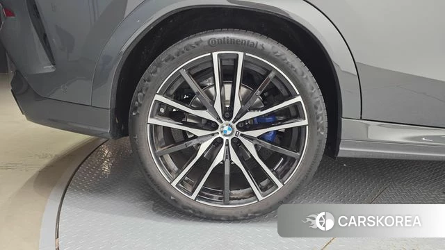 BMW X6 (G06) id 4705858 из Кореи 37