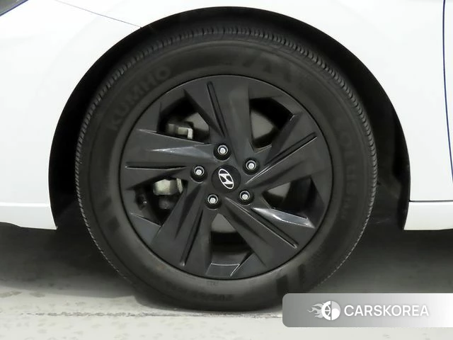 Hyundai Avante (CN7) id 5022247 из Кореи 15