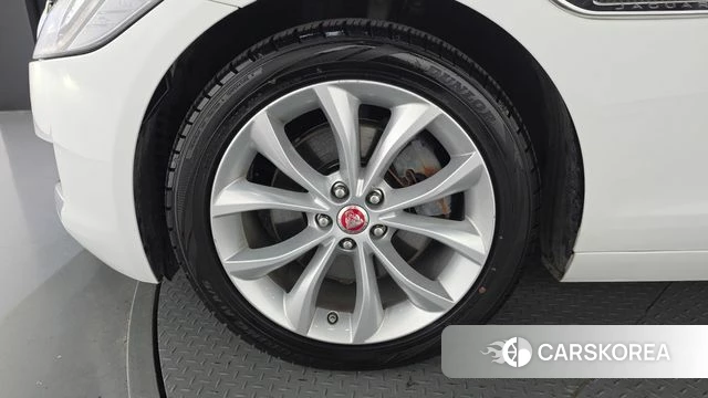 Jaguar XF (X260) id 5029123 из Кореи 15