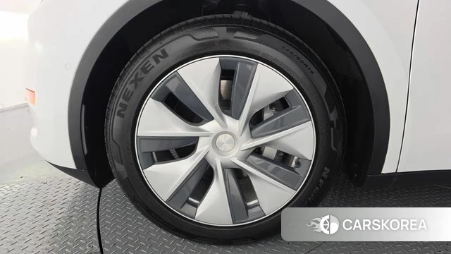 Tesla Model Y id 4997526 из Кореи 15