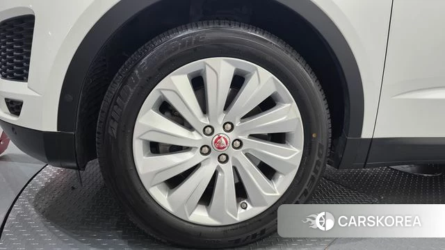 Jaguar E-PACE id 4651941 из Кореи 30