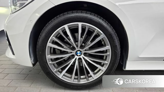 BMW 3 Series (G20) id 5017738 из Кореи 25