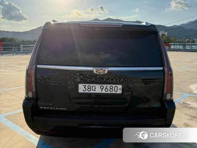 Cadillac Escalade id 5035975 из Кореи 14