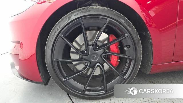 Tesla Model 3 id 4649730 из Кореи 29
