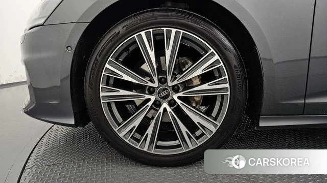 Audi A6 (C8) id 5012137 из Кореи 32