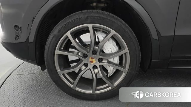 Porsche Cayenne (PO536) id 5023376 из Кореи 33