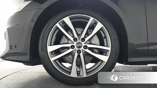 Audi A6 (C8) id 4716366 из Кореи 30