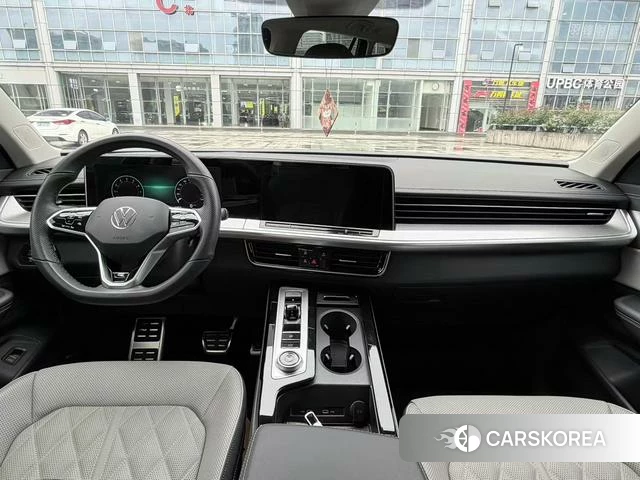 Volkswagen Tavendor 2023 Черный из Китая, фото 5