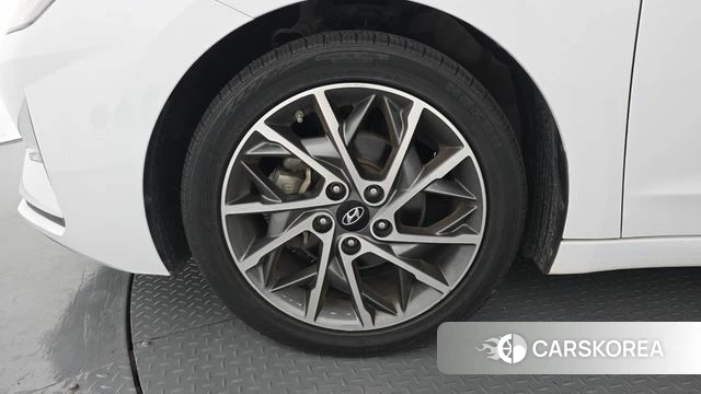 Hyundai The New Avante AD id 4770328 из Кореи 15